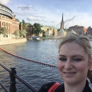 Meet your Posher, Sarah